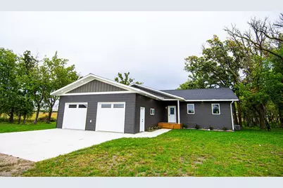 4341 State Hwy 11, Karlstad, MN 56732 - Photo 1
