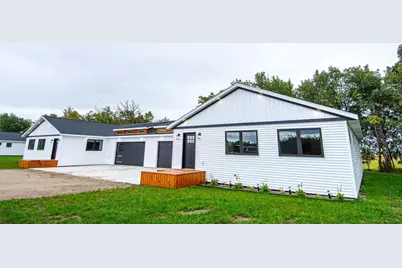 4363B State Hwy 11, Karlstad, MN 56732 - Photo 2