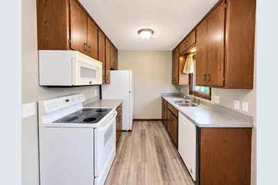 520 Smith Street, Le Sueur, MN 56058 - Photo 2