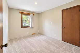 520 Smith St, Le Sueur, MN 56058 - Photo 8