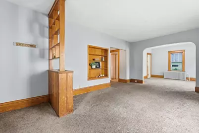 1877 Orange Avenue E, Saint Paul, MN 55119 - Photo 2