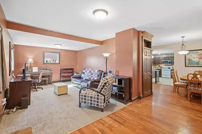 221 S Lincoln Street, Lake Crystal, MN 56055 - Photo 2