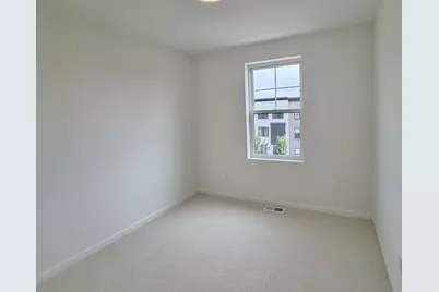 851 Mount Curve, Saint Paul, MN 55116 - Photo 24