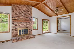 4825 Orchid Ln N, Plymouth, MN 55446 - Photo 4
