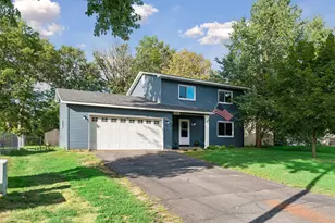 2841 Riviera Dr N, White Bear Lake, MN 55110 - Photo 4