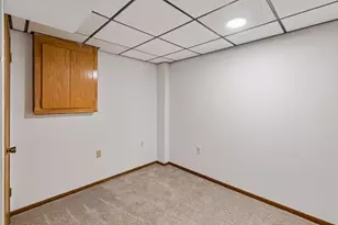 2841 Riviera Dr N, White Bear Lake, MN 55110 - Photo 38