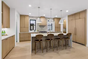 5220 Chowen Ave S, Minneapolis, MN 55410 - Photo 10