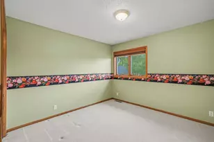 2177 Hynes Ave N, Oakdale, MN 55128 - Photo 30