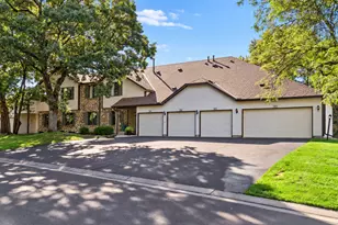 2642 Lake Ct Dr, Mounds View, MN 55112 - Photo 1