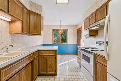 2642 Lake Court Drive #28, Mounds View, MN 55112 - Photo 6