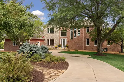 881 Jasmine Avenue Place N, Lake Elmo, MN 55042 - Photo 2