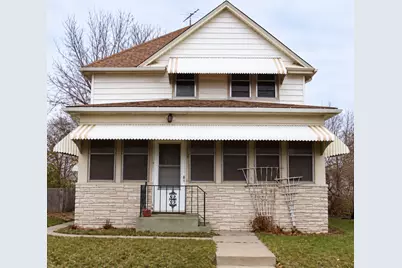 915 Beech Street, Saint Paul, MN 55106 - Photo 1