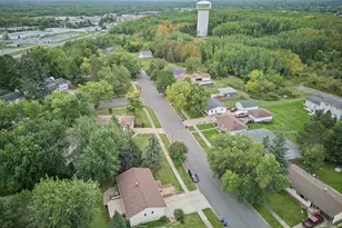 407 Mesabi Dr, Hibbing, MN 55746 - Photo 56