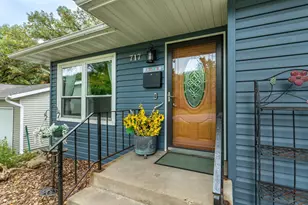 717 W Beech Ave, Fergus Falls, MN 56537 - Photo 6