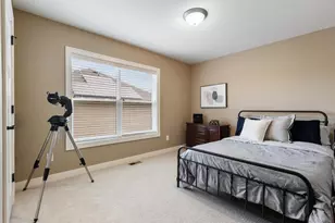 9060 Degler Cir, Chanhassen, MN 55317 - Photo 18