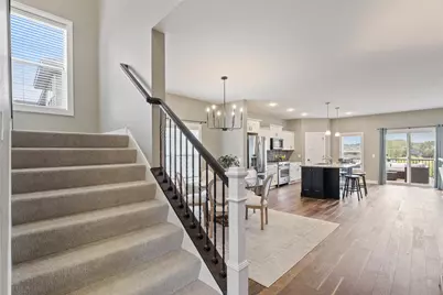 9060 Degler Circle, Chanhassen, MN 55317 - Photo 4