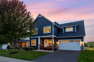 9060 Degler Cir, Chanhassen, MN 55317 - Photo 1