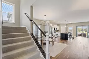 9060 Degler Cir, Chanhassen, MN 55317 - Photo 2