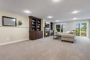 9060 Degler Cir, Chanhassen, MN 55317 - Photo 24