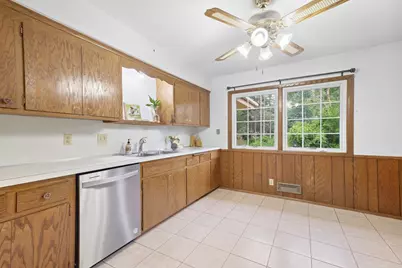 1436 E Old Shakopee Road, Bloomington, MN 55425 - Photo 4