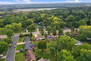1436 E Old Shakopee Rd, Bloomington, MN 55425 - Photo 16