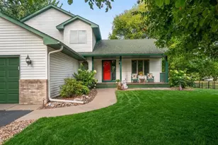 9463 Naughtor Ave NE, Otsego, MN 55330 - Photo 2