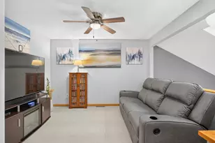 6203 Courtly Rd, Woodbury, MN 55125 - Photo 6