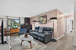 7301 W 101st St, Bloomington, MN 55438 - Photo 4