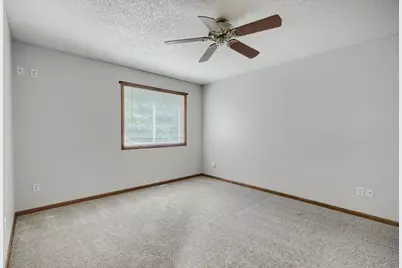402 Lady Slipper Avenue NE, New Prague, MN 56071 - Photo 8