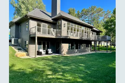 550 Pine Ridge Court, New Richmond, WI 54017 - Photo 6
