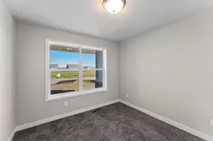 132 Aspen Ct, Cannon Falls, MN 55009 - Photo 10