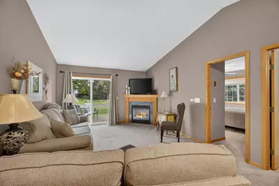 2155 Cleveland Way S, Cambridge, MN 55008 - Photo 16