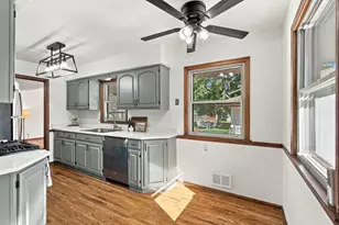 6006 Washburn Ave N, Brooklyn Center, MN 55430 - Photo 4