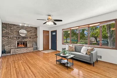6006 Washburn Avenue N, Brooklyn Center, MN 55430 - Photo 2