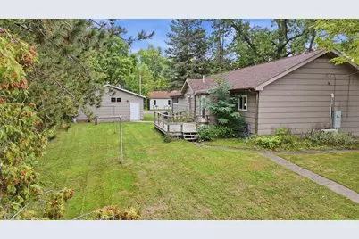 516 Grove Avenue, Moose Lake, MN 55767 - Photo 2