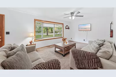 850 S Alger Avenue, Rush City, MN 55069 - Photo 12