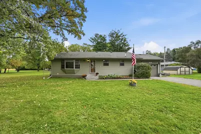 850 S Alger Avenue, Rush City, MN 55069 - Photo 2