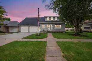 122 Lewis St W, Lewisville, MN 56060 - Photo 2