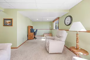 964 7th Ave NW, Hutchinson, MN 55350 - Photo 16