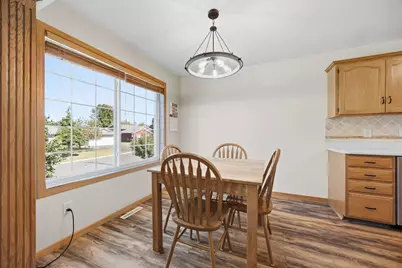 964 7th Avenue NW, Hutchinson, MN 55350 - Photo 8