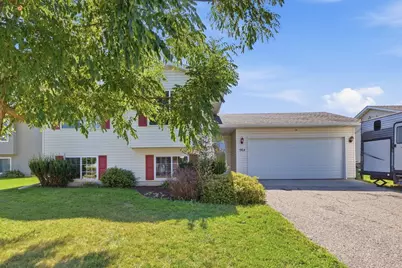964 7th Avenue NW, Hutchinson, MN 55350 - Photo 2