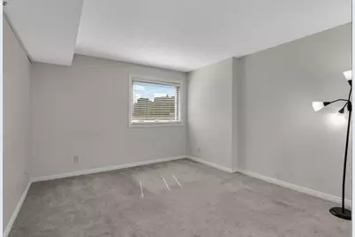66 9th Street E #1305, Saint Paul, MN 55101 - Photo 16