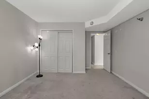 66 9th St E, Saint Paul, MN 55101 - Photo 18