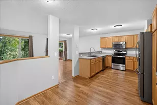 8002 Marsh Run Ct, Rockford, MN 55373 - Photo 12