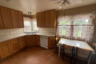 1906 4th Ave SE, Austin, MN 55912 - Photo 4