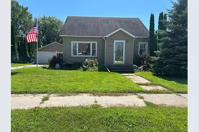 1906 4th Avenue SE, Austin, MN 55912 - Photo 1