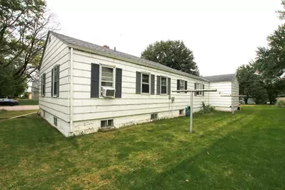 1327 Owen Avenue N, Glencoe, MN 55336 - Photo 12
