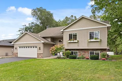 4720 Georgia Avenue N, Crystal, MN 55428 - Photo 2