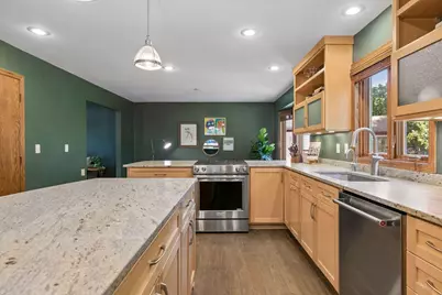 4166 Parkridge Drive, White Bear Lake, MN 55110 - Photo 14