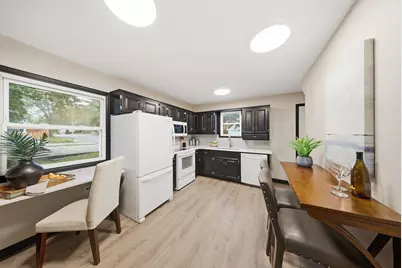 2800 Georgia Avenue S, Saint Louis Park, MN 55426 - Photo 12